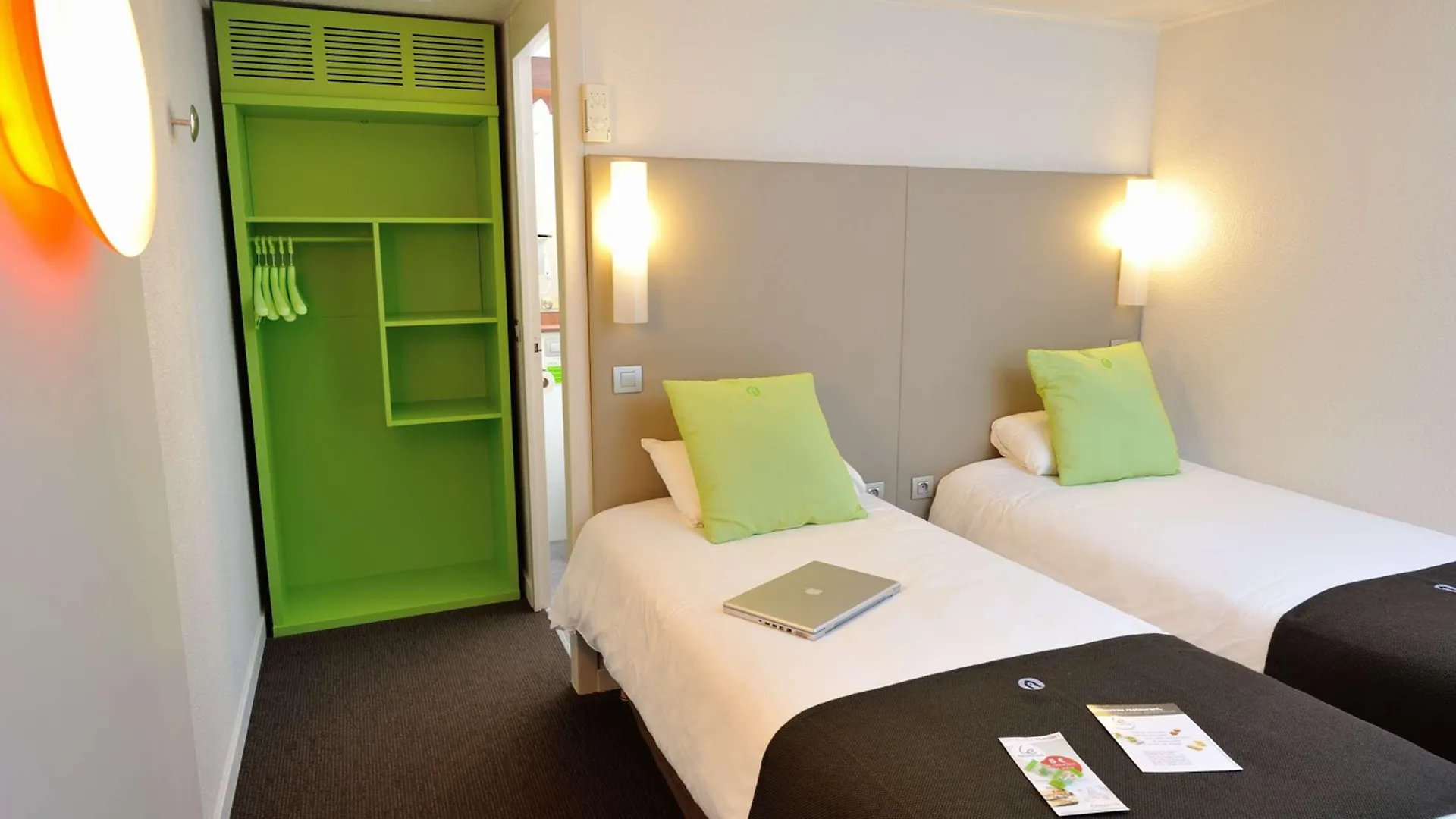Campanile Bourg-En-Bresse ~ Viriat Hotel
